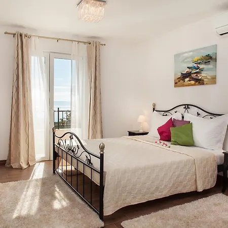 Вилла Berina Макарска