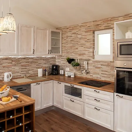 Вилла Berina Макарска