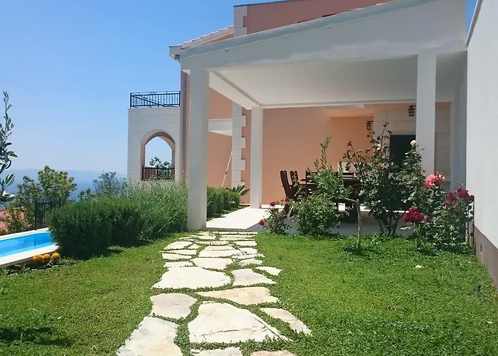 Berina * Makarska