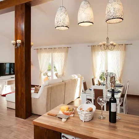 Berina מאקרסקה